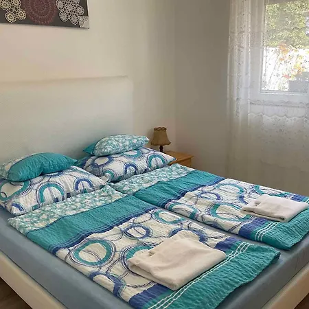 16 Vakantiehuis Balatonberény
